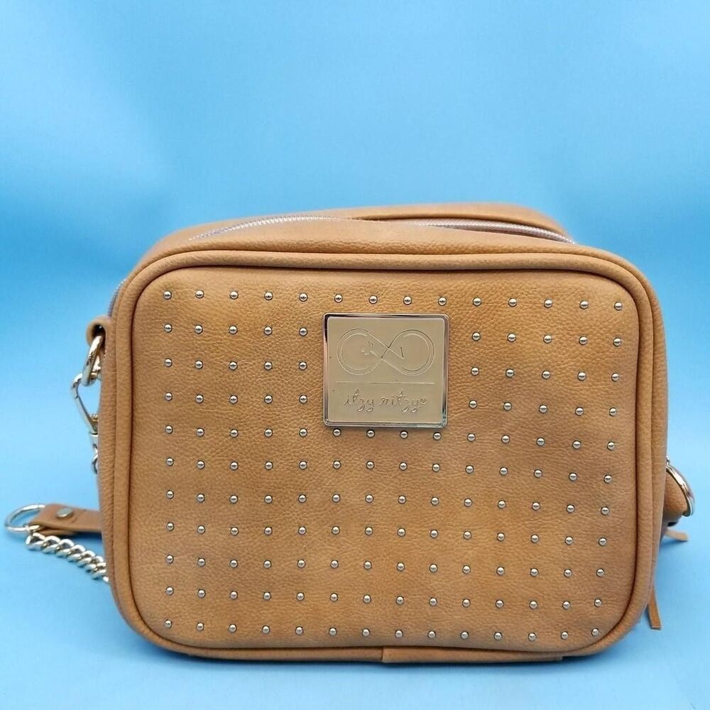 Itzy-ritzy Women's Tan and Gold Bag